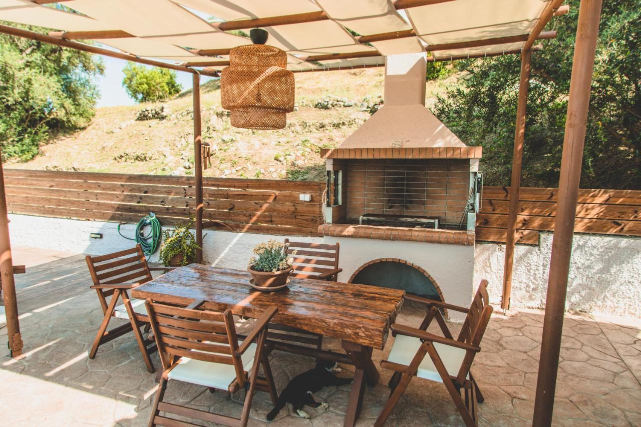 Casa Di Terra Pensionat Pigadhákia Exteriör bild