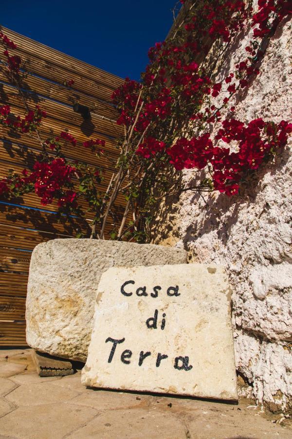 Casa Di Terra Pensionat Pigadhákia Exteriör bild