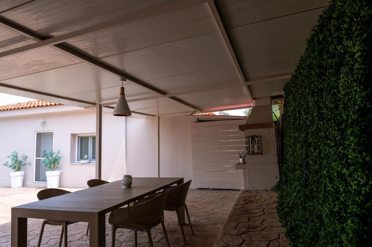 Casa Di Terra Pensionat Pigadhákia Exteriör bild