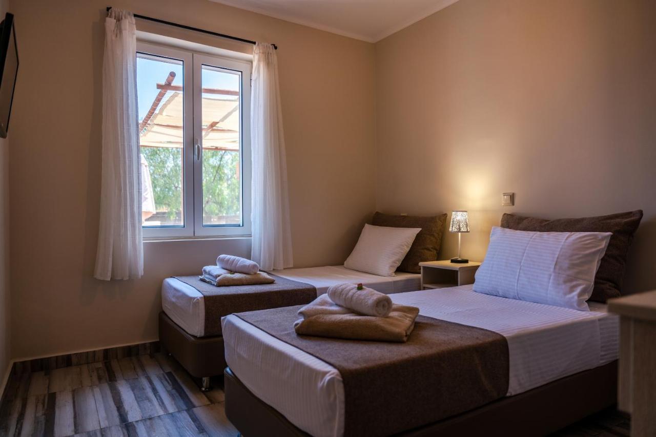 Casa Di Terra Pensionat Pigadhákia Exteriör bild